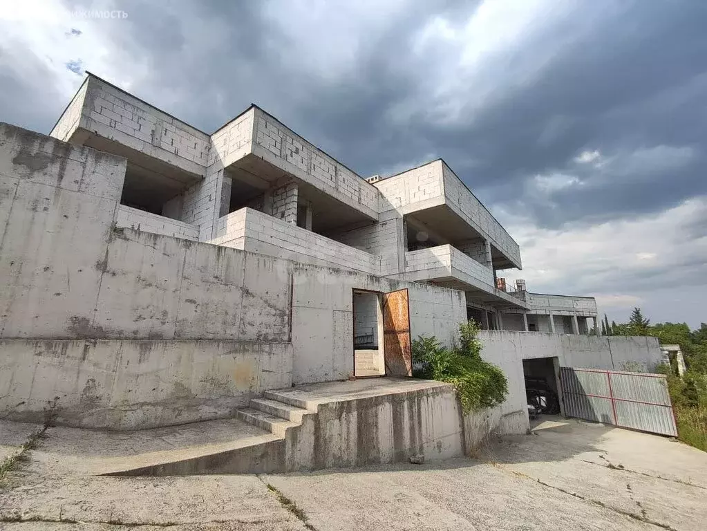 Дом в Ливадия, Виноградная улица (1076.7 м) - Фото 1