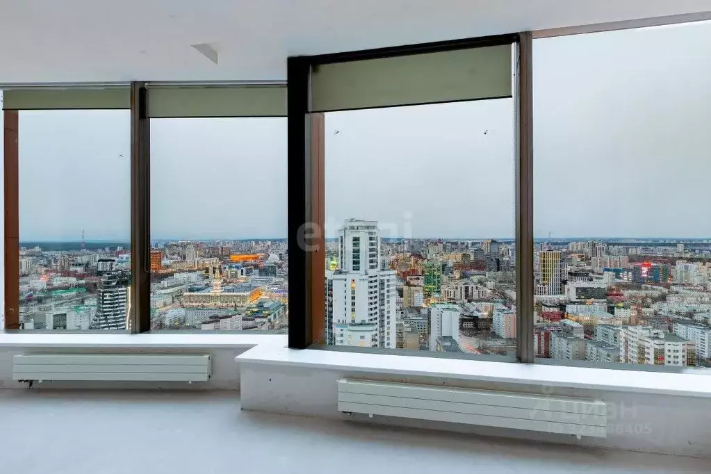 2-к кв. Свердловская область, Екатеринбург ул. Бориса Ельцина, 6 ... - Фото 1