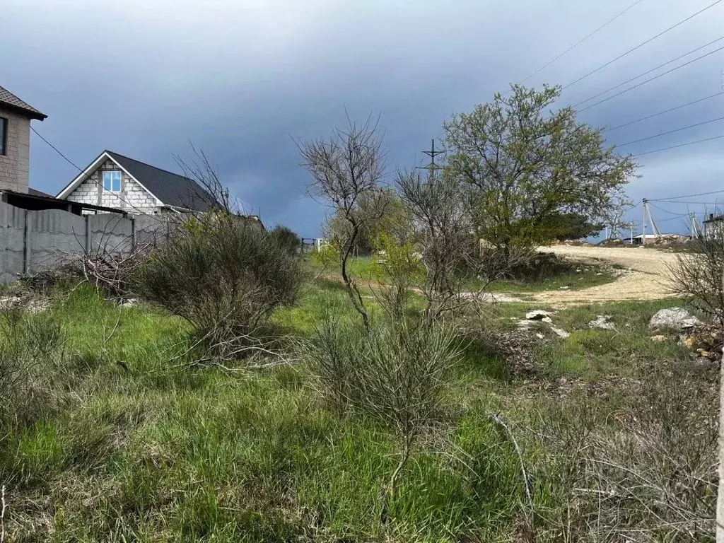 Участок в Севастополь Троллейбусник-2 садоводческое товарищество, ул. ... - Фото 1