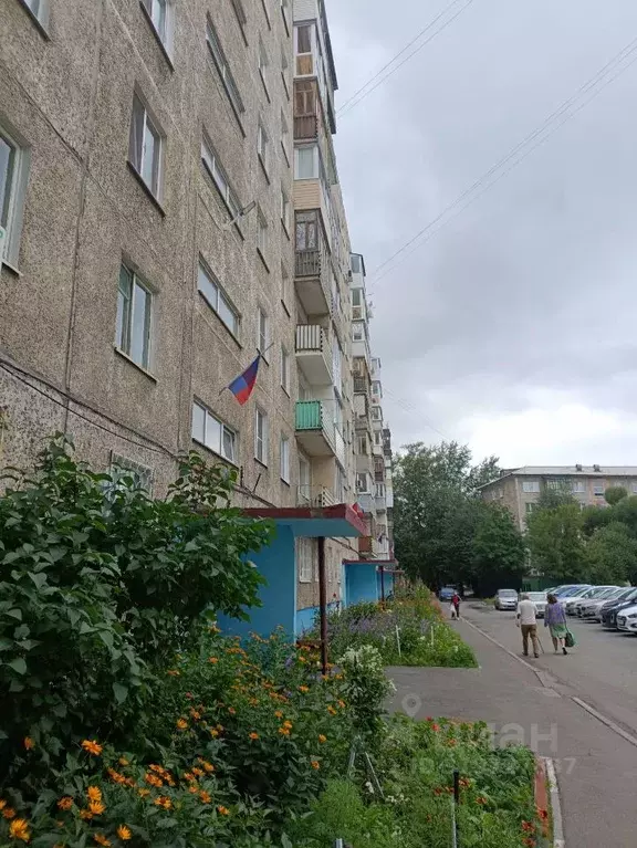 3-к кв. Омская область, Омск Заозерный мкр, просп. Менделеева, 29 ... - Фото 0