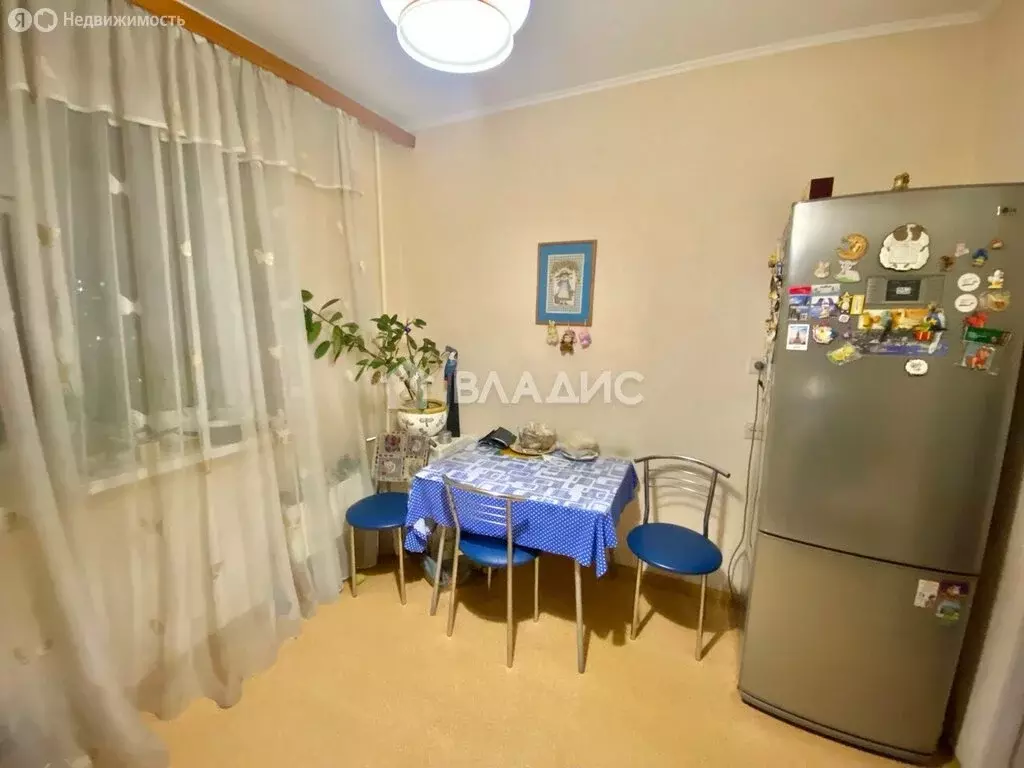 3-комнатная квартира: Белгород, Народный бульвар, 109 (71.6 м) - Фото 2