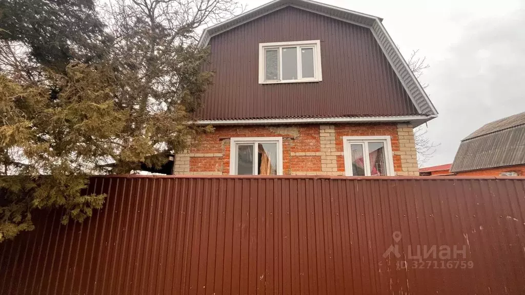 Дом в Краснодарский край, Лабинск  (65 м) - Фото 1