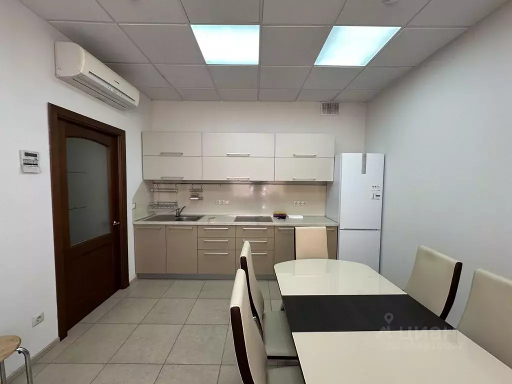 Офис в Нижегородская область, Нижний Новгород Славянская ул., 25 (105 ... - Фото 1