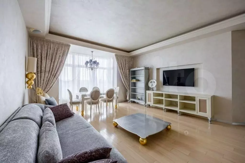 3-к. квартира, 120 м, 9/47 эт. - Фото 0