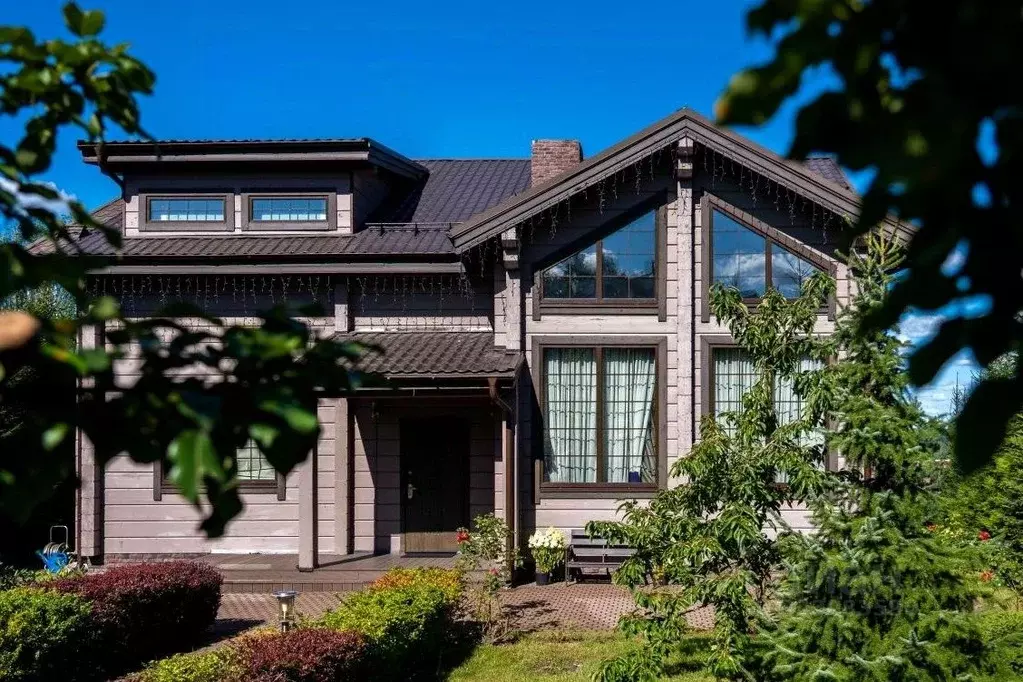 Дом в Ленинградская область, Всеволожский район, Бугровское городское ... - Фото 1