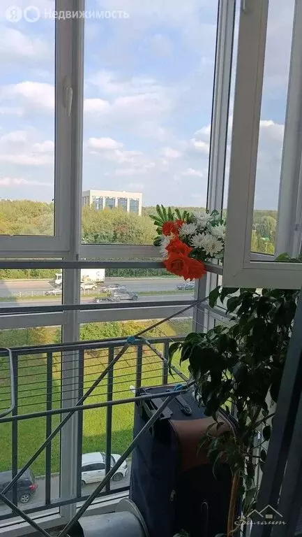 3-комнатная квартира: Казань, улица Оренбургский Тракт, 140Г (81 м) - Фото 1
