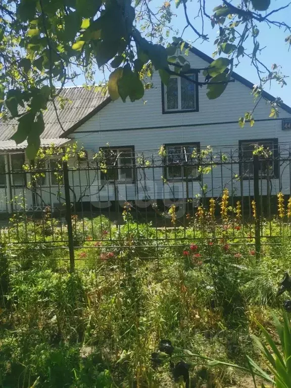 Дом в Ставропольский край, Труновский муниципальный округ, с. Донское ... - Фото 1