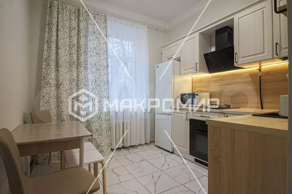 2-к. квартира, 60 м, 1/4 эт. - Фото 0