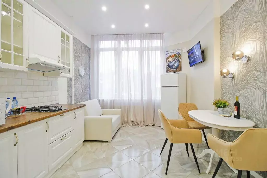 1-к кв. Калининградская область, Калининград ул. Потемкина, 1 (45.0 м) - Фото 2