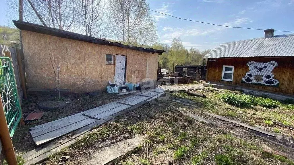 Дом в Кемеровская область, Междуреченск ул. Дружбы (32 м) - Фото 1