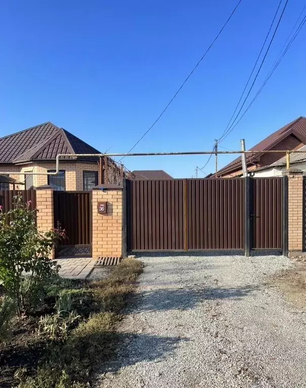 Дом в Краснодарский край, Тимашевск ул. Чапаева, 36А (140 м) - Фото 2