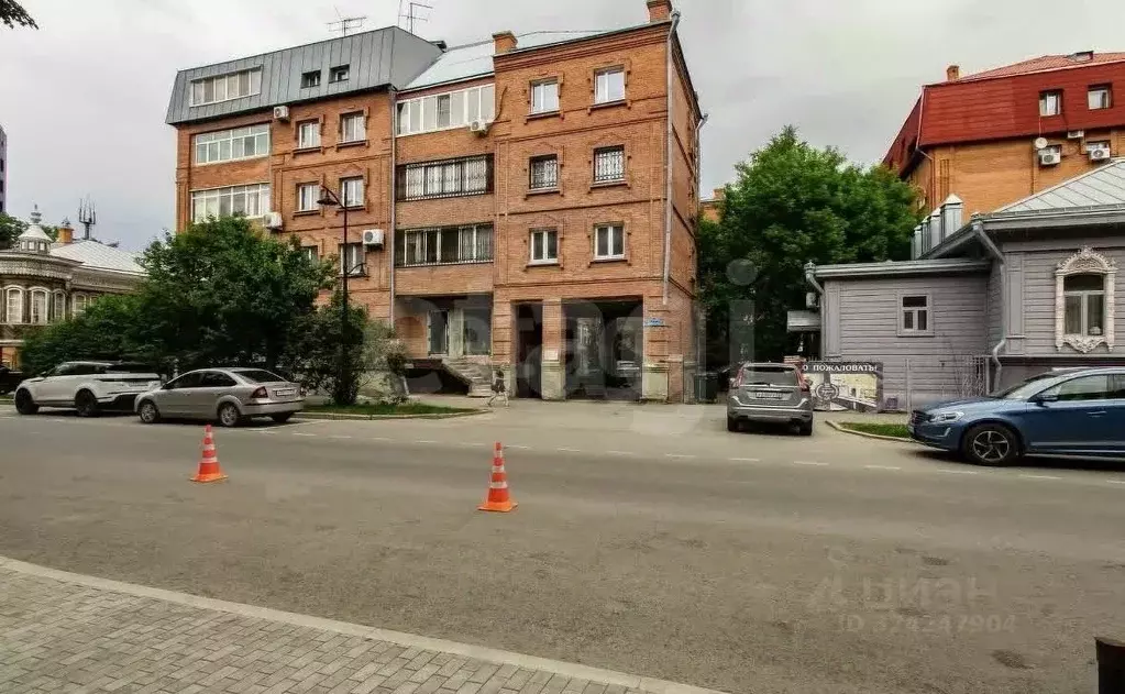 Торговая площадь в Тюменская область, Тюмень ул. Володарского, 9к1 (25 ... - Фото 2