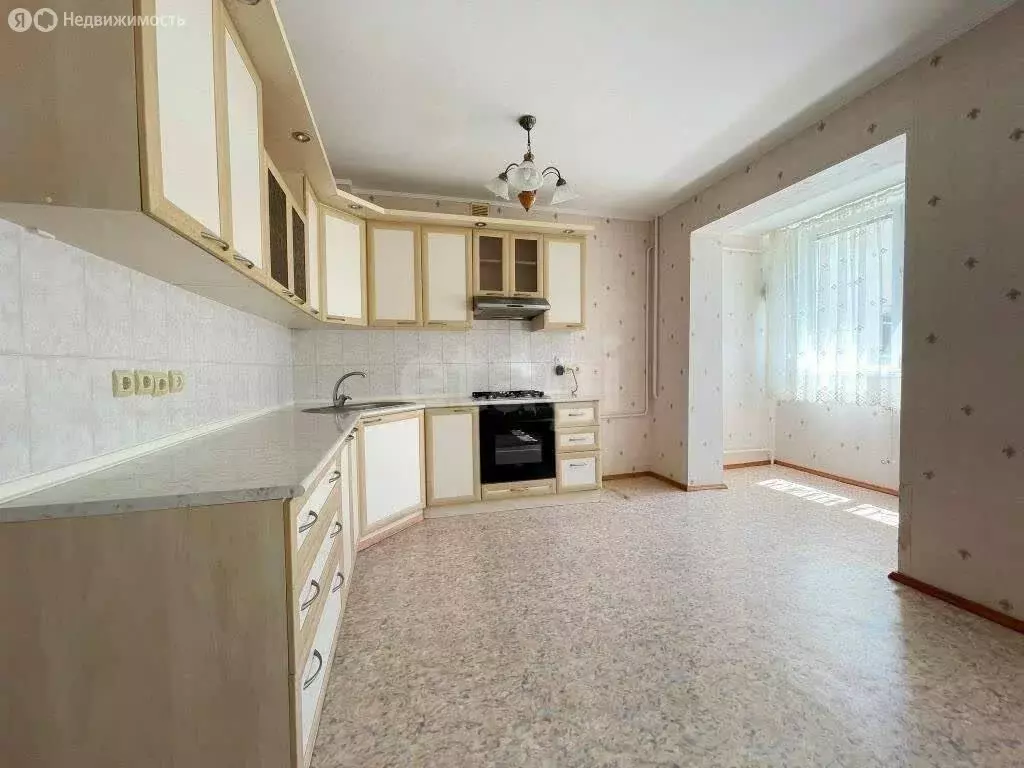 4-комнатная квартира: Алушта, Юбилейная улица, 14 (179 м) - Фото 2