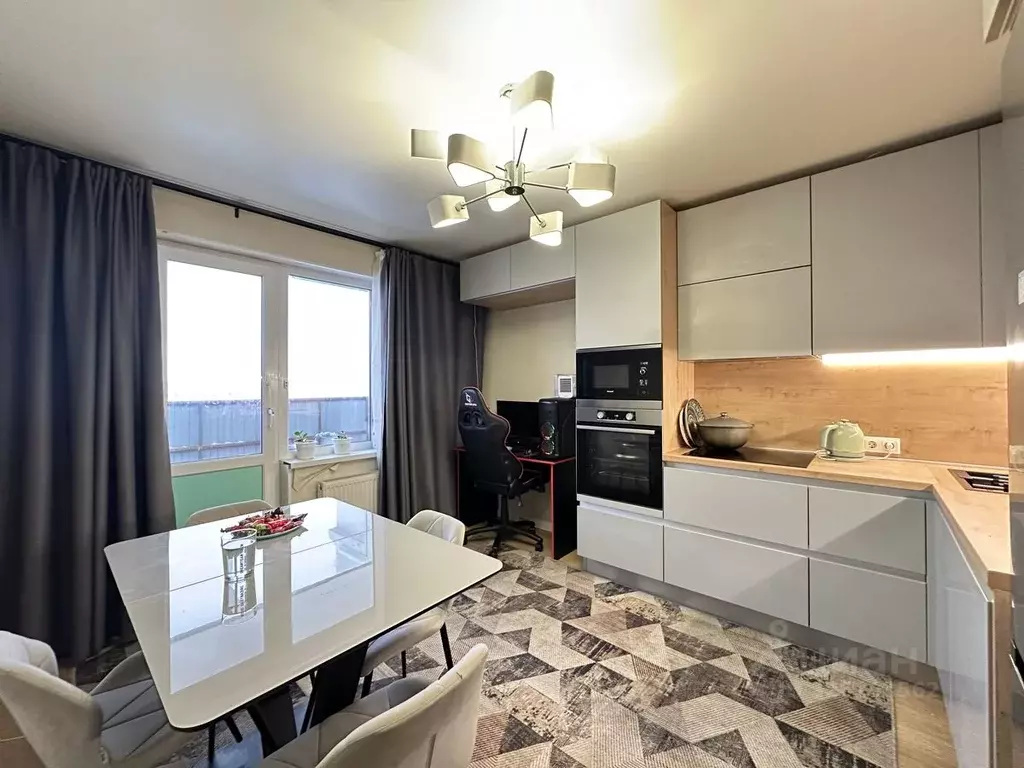 3-к кв. Санкт-Петербург пос. Шушары, Московское ш., 258к1 (81.7 м) - Фото 1