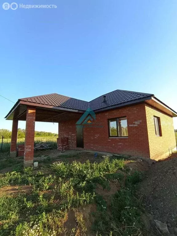 Дом в Нежинский сельсовет, СНТ Боевое братство (70 м) - Фото 1