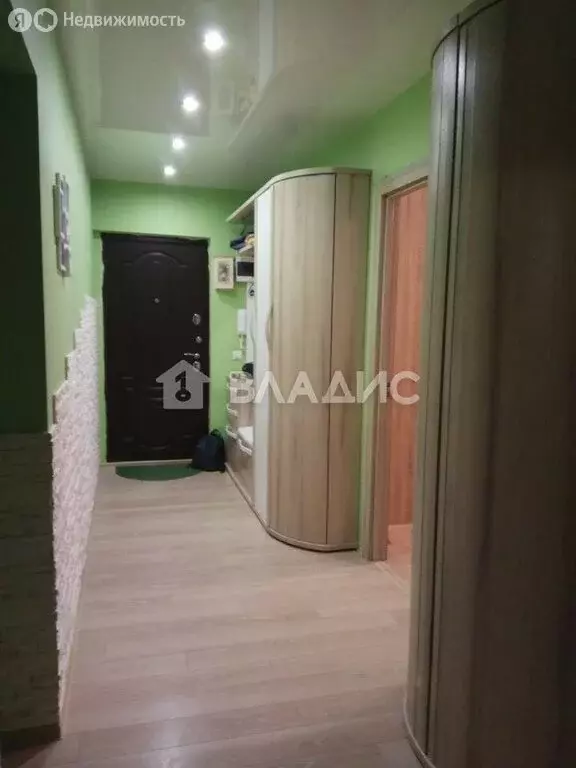 3-комнатная квартира: посёлок городского типа Андреевка, 44 (96.1 м) - Фото 1