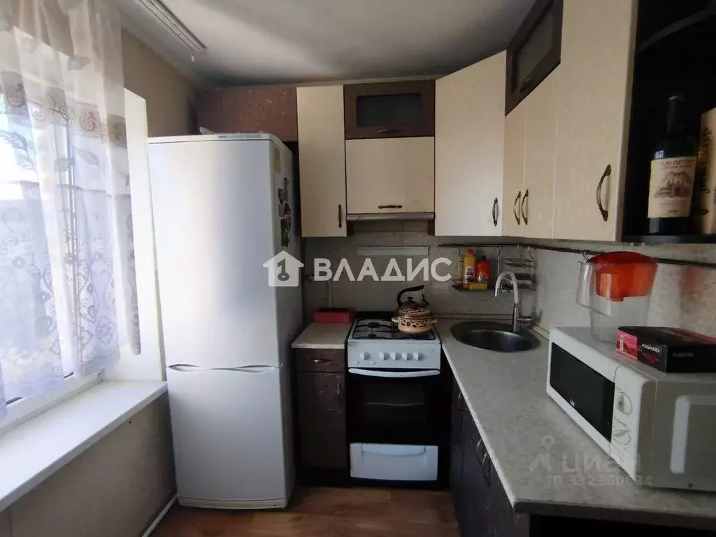 2-к кв. Белгородская область, Борисовка рп пл. Ушакова, 20 (45.7 м) - Фото 1