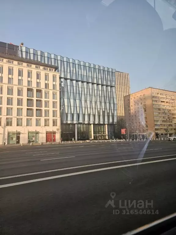 Гараж в Москва Ленинградский просп., вл8 (14 м) - Фото 0