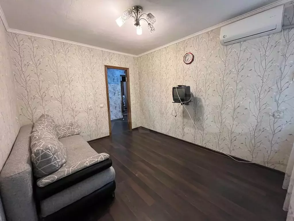 Комната 23,3 м в 2-к., 1/9 эт. - Фото 1