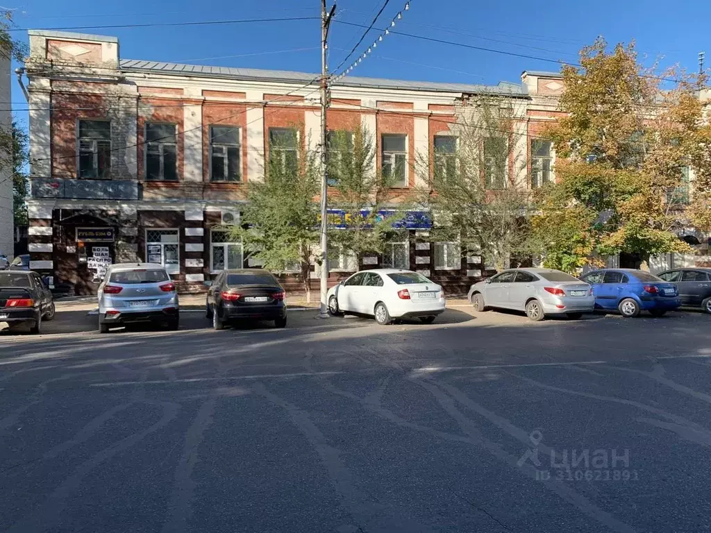 Торговая площадь в Саратовская область, Балашов ул. Карла Маркса, 20 ... - Фото 1