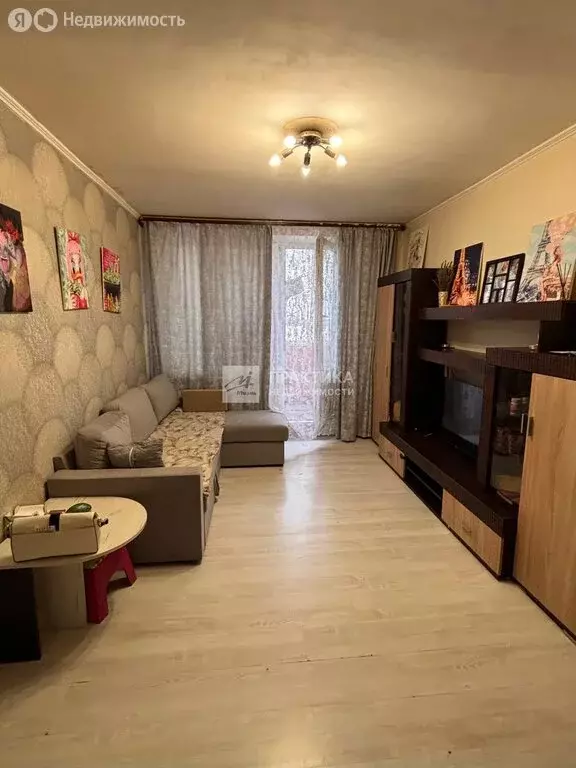 3-комнатная квартира: Москва, Стрелецкая улица, 16 (56.8 м) - Фото 1