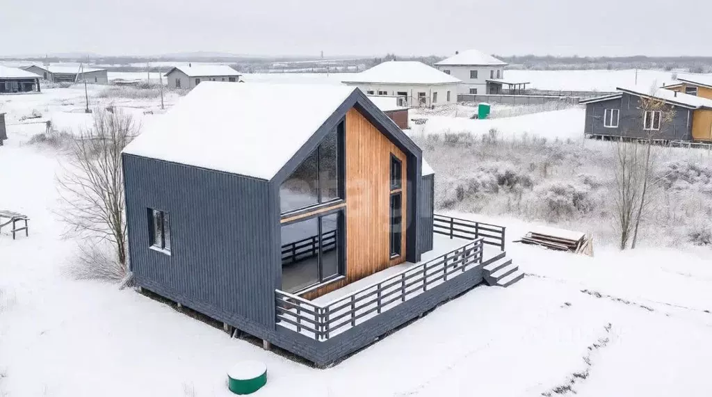 Дом в Ленинградская область, Гатчинский муниципальный округ, д. Бугры ... - Фото 1