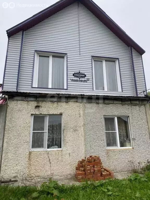 Дом в Златоуст, Веселовская улица (100 м) - Фото 1