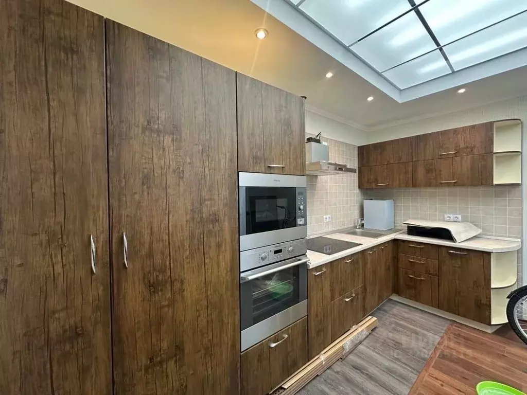 3-к кв. Белгородская область, Старый Оскол Степной мкр, 9 (105.0 м) - Фото 2