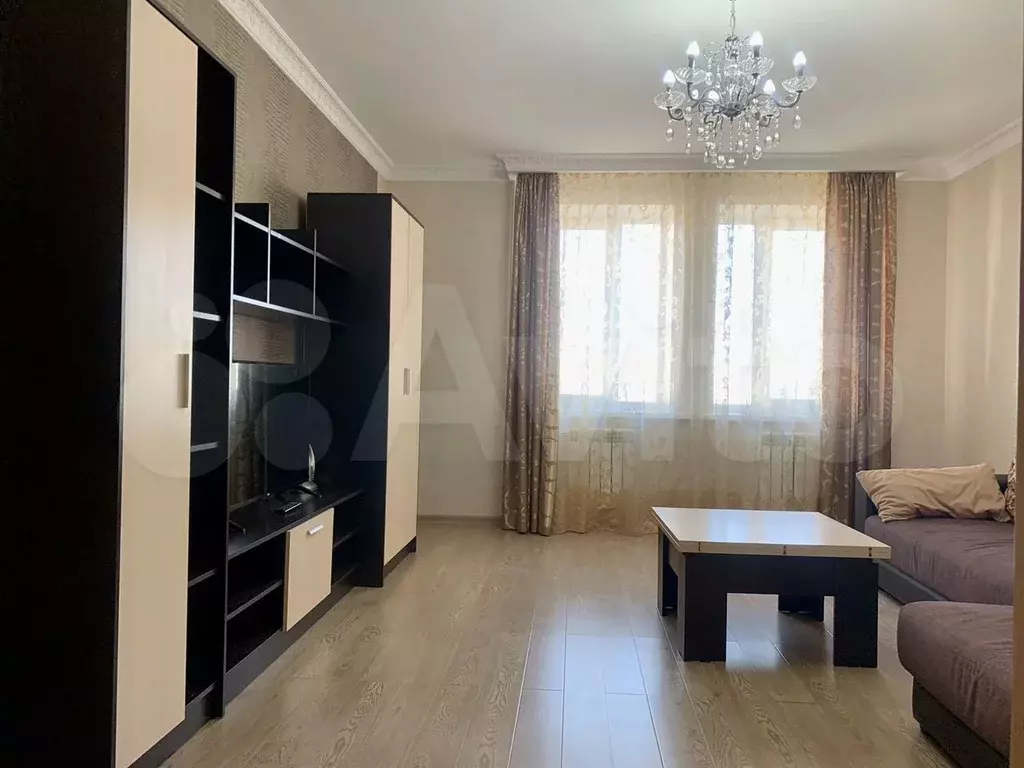 2-к. квартира, 74 м, 6/12 эт. - Фото 1