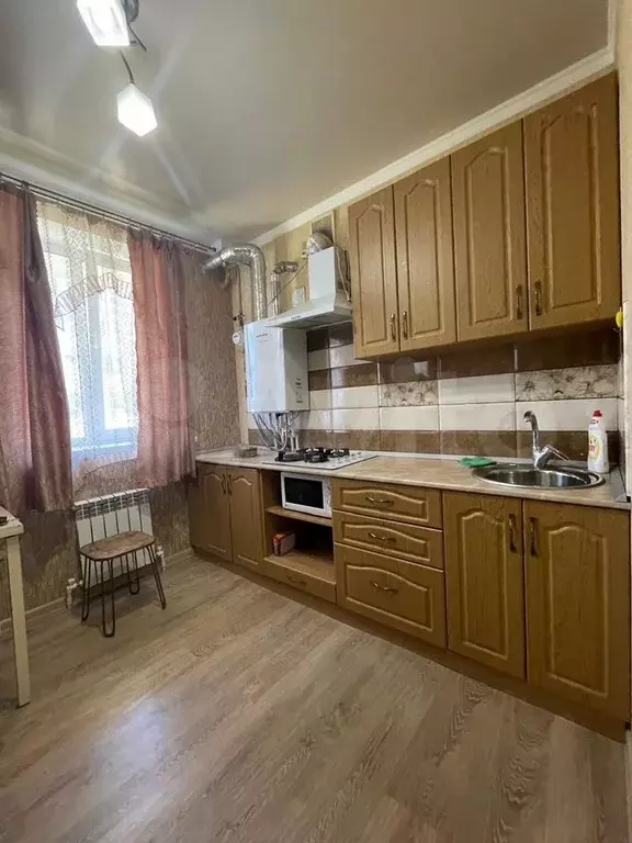 1-к. квартира, 30 м, 1/3 эт. - Фото 0