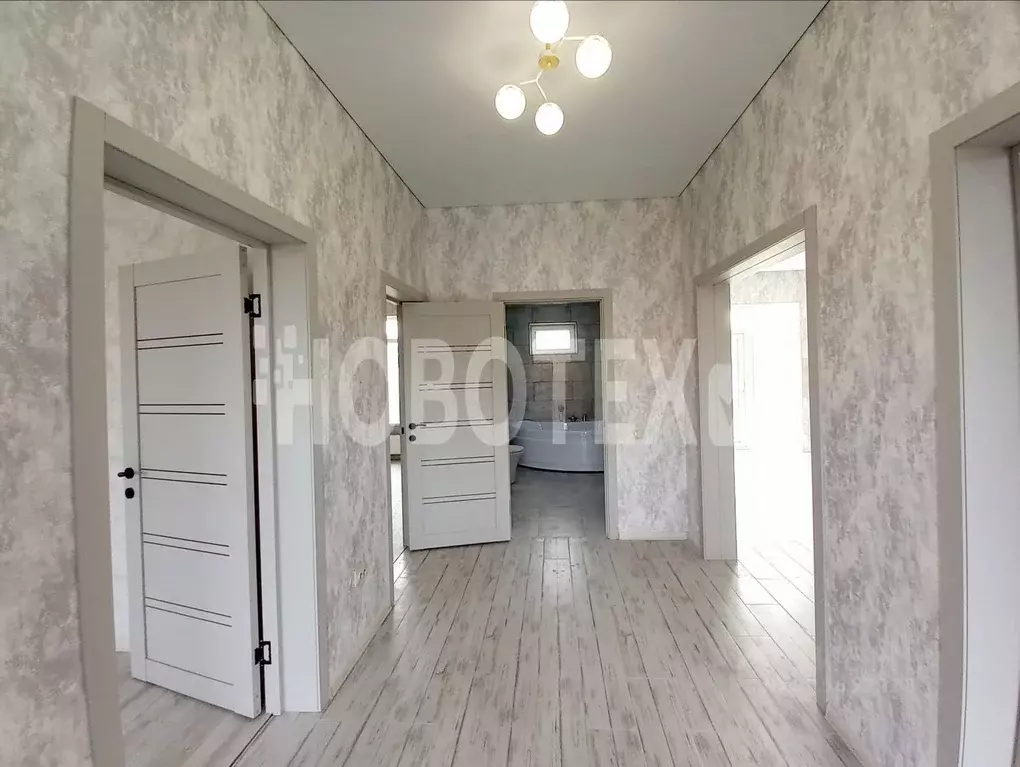 Дом в Краснодарский край, Абинск Севастопольская ул., 42 (77 м) - Фото 1