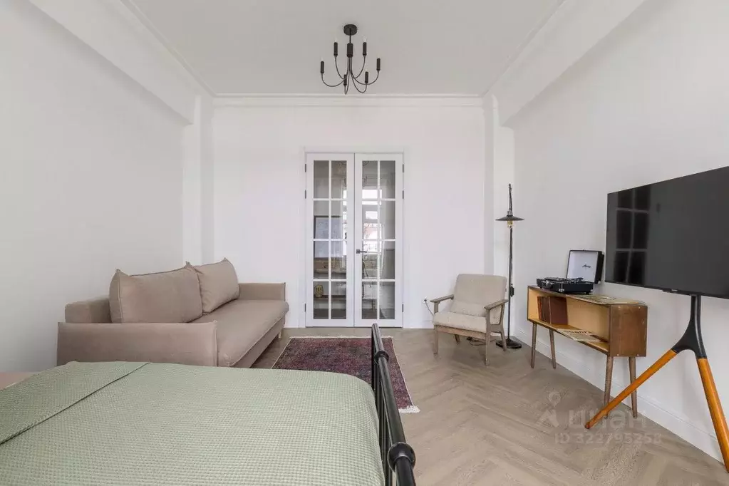 1-к кв. Тюменская область, Тюмень ул. Республики, 48 (44.0 м) - Фото 1