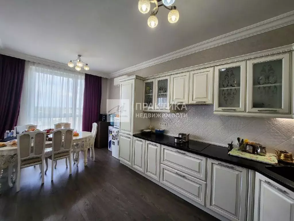 Продается 3-комнатная квартира - Фото 1