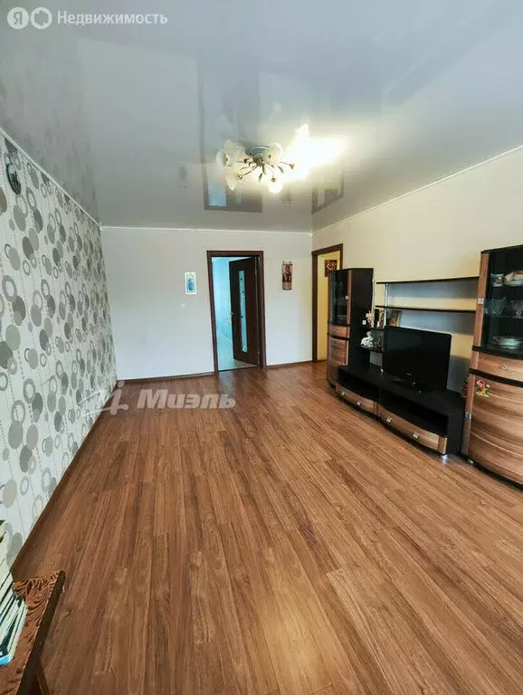 3-комнатная квартира: Нижний Тагил, Выйская улица, 62 (58 м) - Фото 1