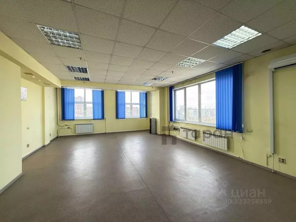 Офис в Челябинская область, Челябинск ул. Кирова, 19 (60 м) - Фото 1