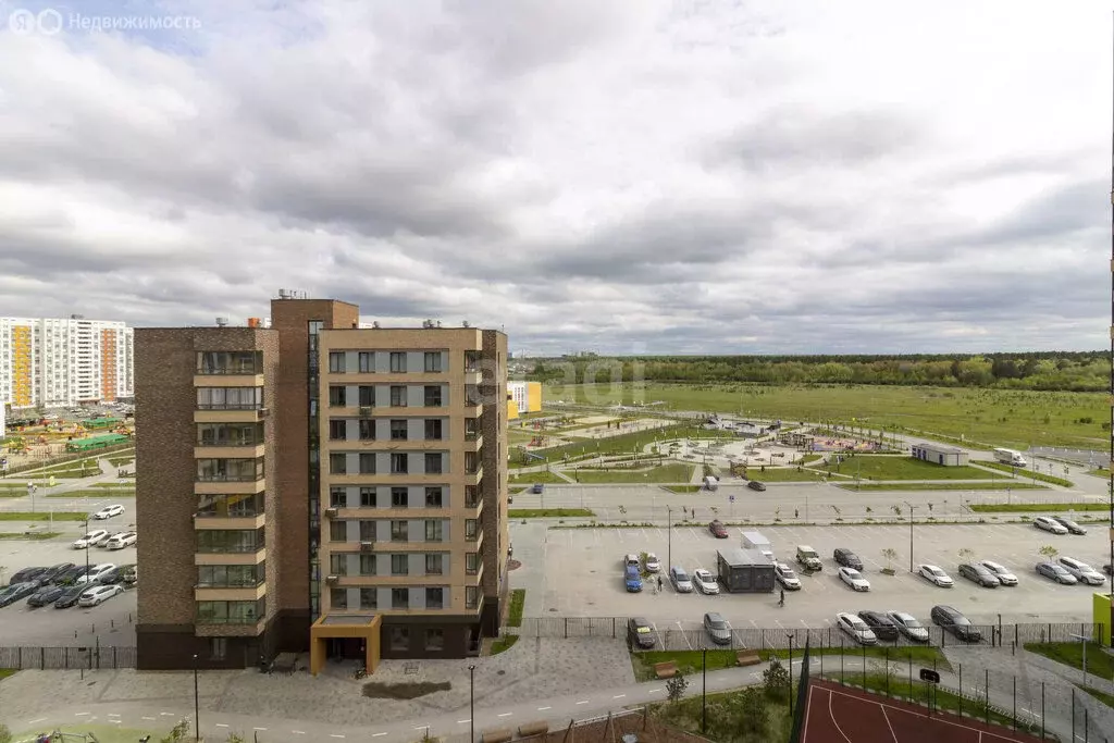 1-комнатная квартира: Тюмень, улица Фармана Салманова, 12 (35.4 м) - Фото 2