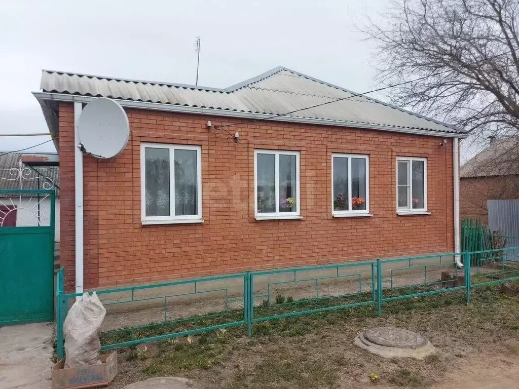 Дом в Ростовская область, Неклиновский район, с. Троицкое ул. ... - Фото 1