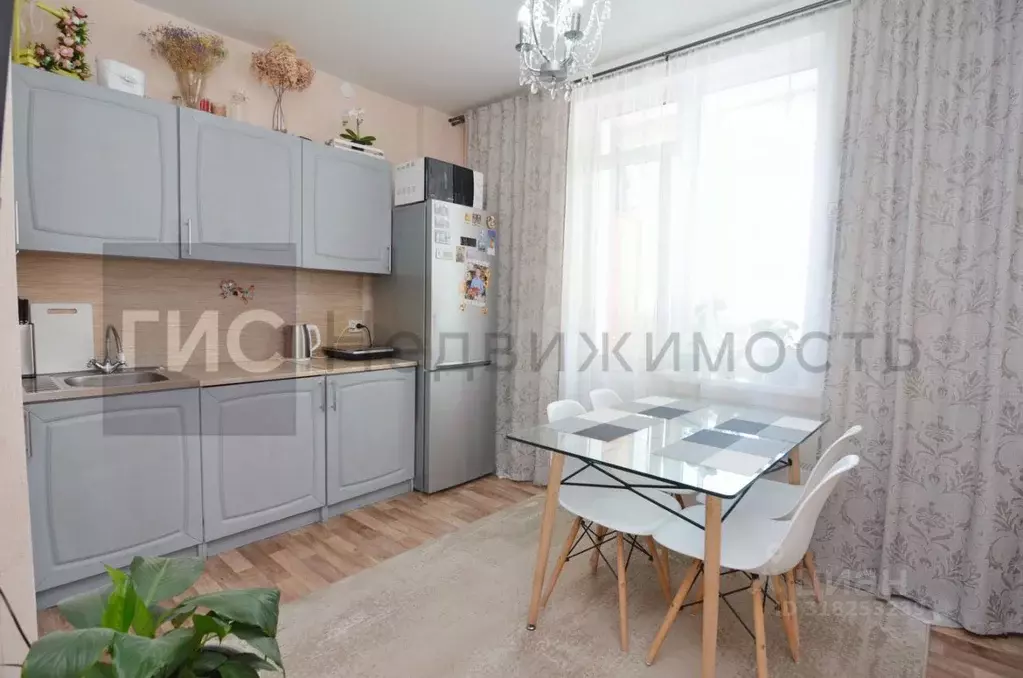 2-к кв. Новосибирская область, Новосибирск ул. Дмитрия Шмонина, 10/1 ... - Фото 0