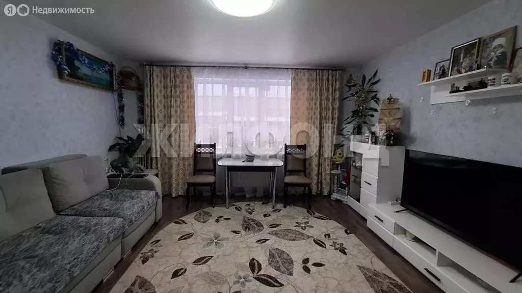 2-комнатная квартира: Нижний Тагил, улица Энтузиастов, 2А (55.4 м) - Фото 1