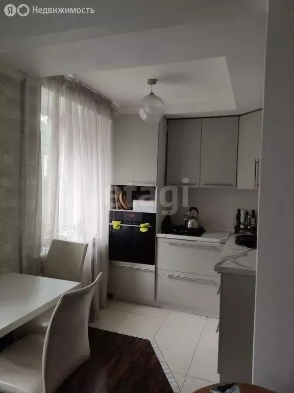 2-комнатная квартира: Ставрополь, улица Дзержинского, 230 (46 м) - Фото 1