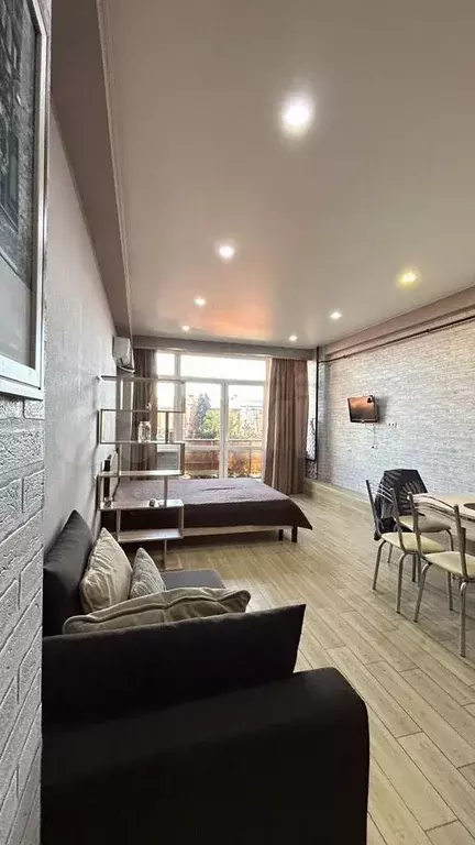 Квартира-студия, 32 м, 1/3 эт. - Фото 0