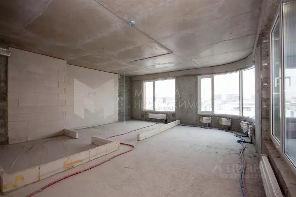 1-к кв. Тюменская область, Тюмень Первомайская ул., 8 (69.7 м) - Фото 1