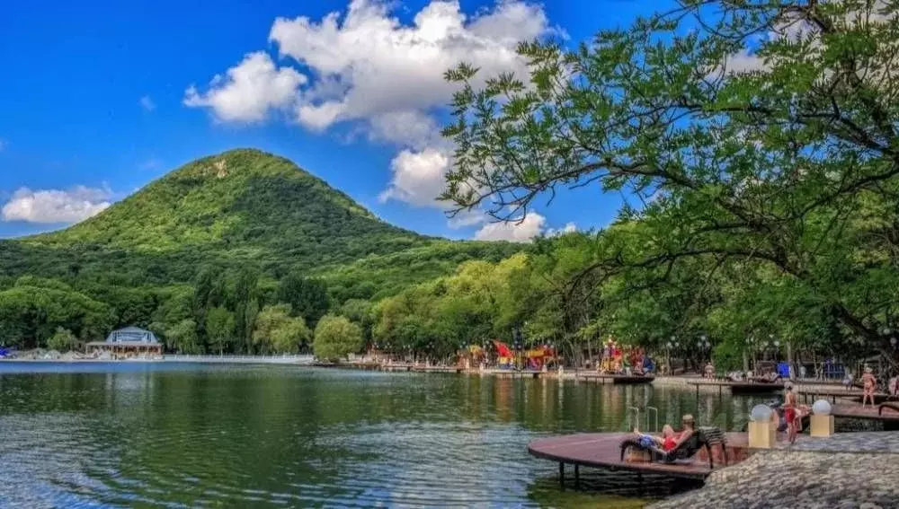 2-к кв. Ставропольский край, Железноводск ул. Проскурина, 8Б (58.0 м) - Фото 1