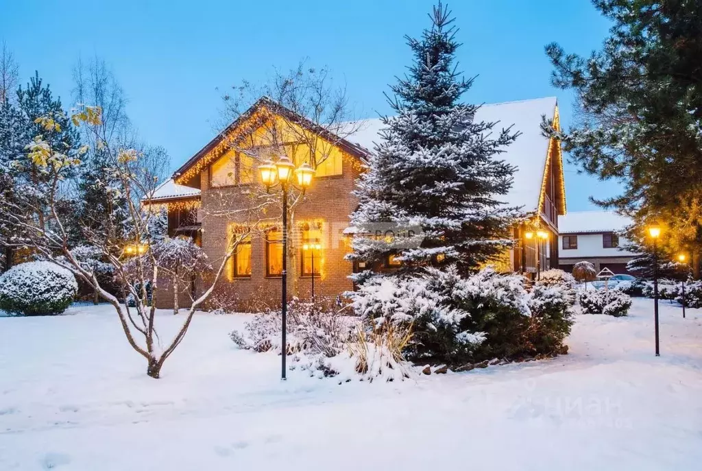 Коттедж в Московская область, Одинцовский городской округ, д. Лапино, ... - Фото 1