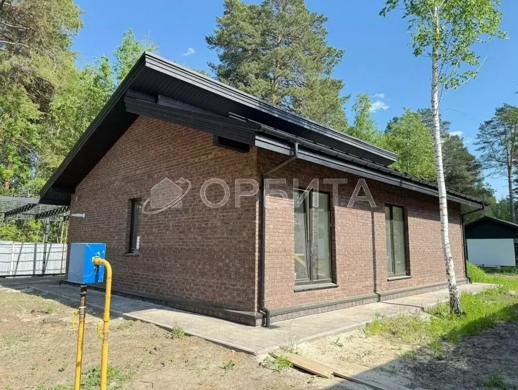 Дом в Тюменская область, Тюменский муниципальный округ, с. Перевалово ... - Фото 1