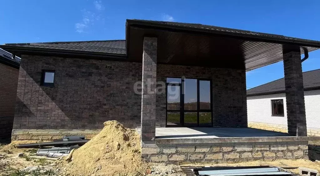 Дом в Ставропольский край, Михайловск Шпаковский район, ул. Андрея ... - Фото 2