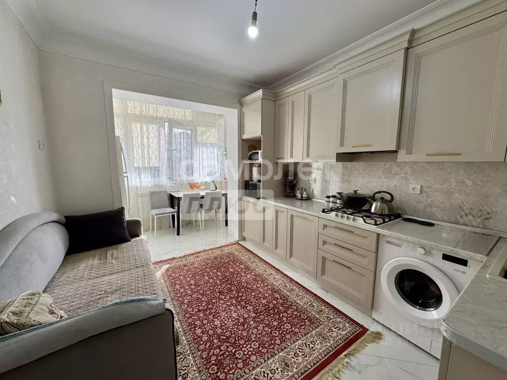 2-к кв. Дагестан, Каспийск ул. Камиля Гасанова, 8 (64.0 м) - Фото 1