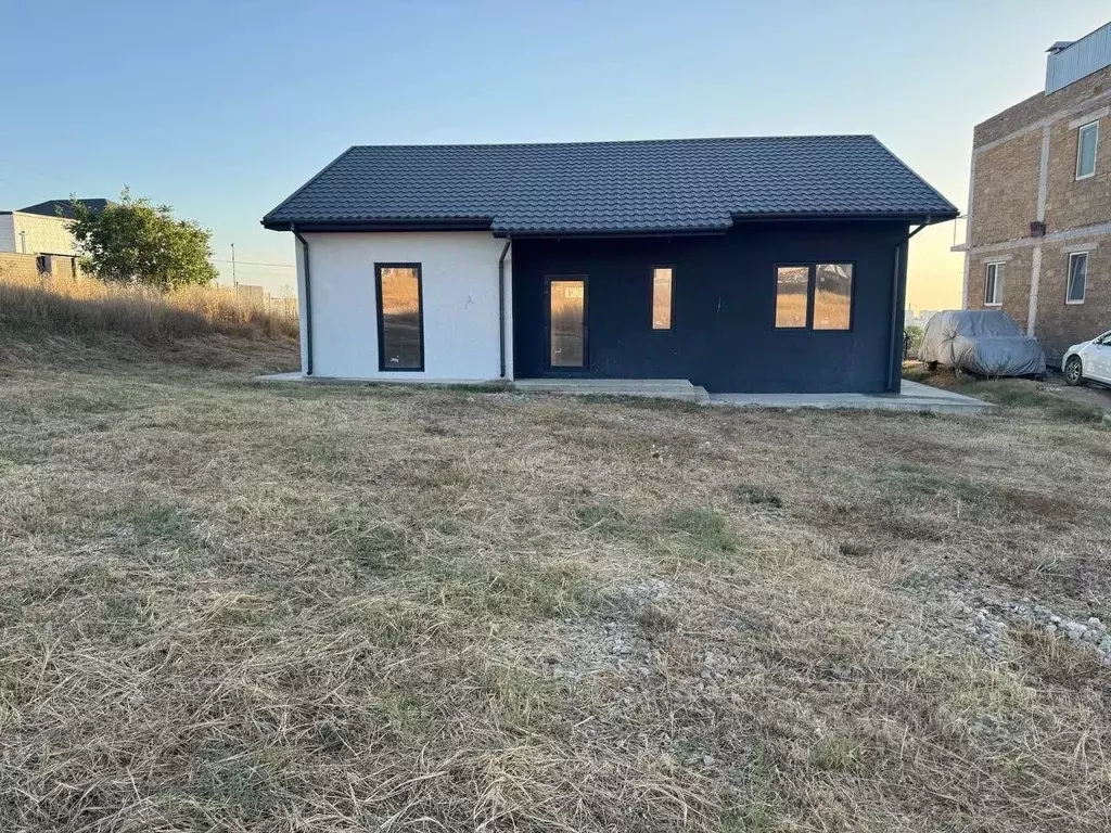 Дом в Севастополь ул. 3-я Комендорская, 10 (111 м) - Фото 1