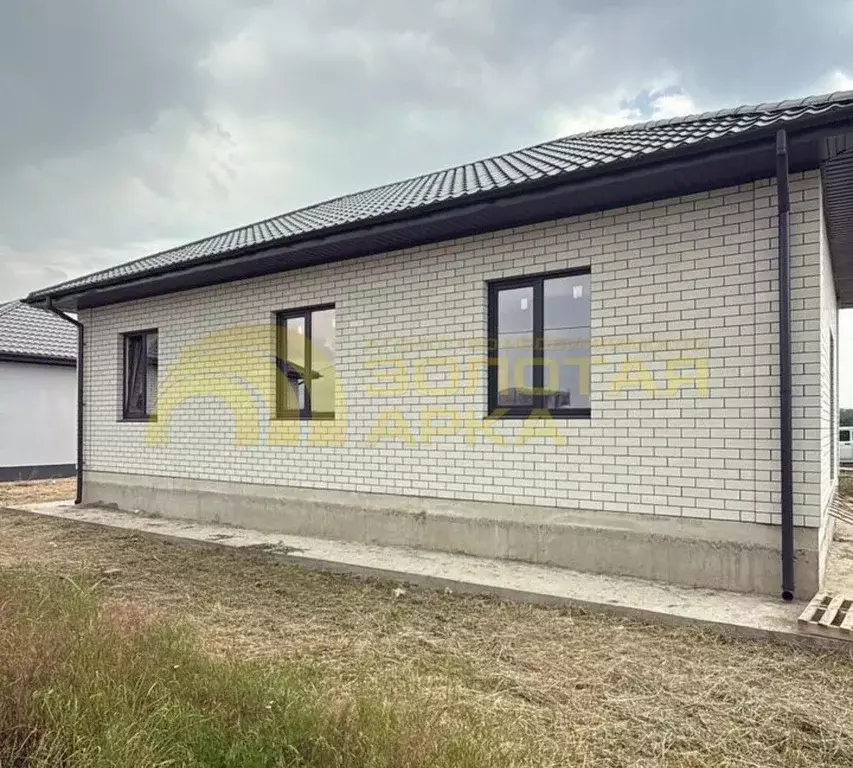 Дом в Краснодарский край, Крымск ул. Стекольная, 23 (80 м) - Фото 1