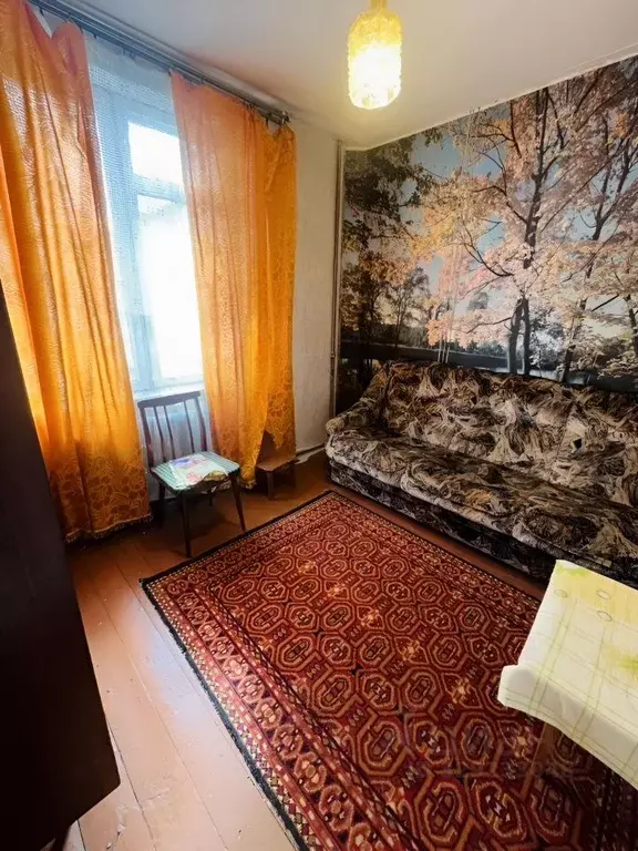 4-к кв. Ленинградская область, Кингисепп Октябрьская ул., 14 (48.0 м) - Фото 1